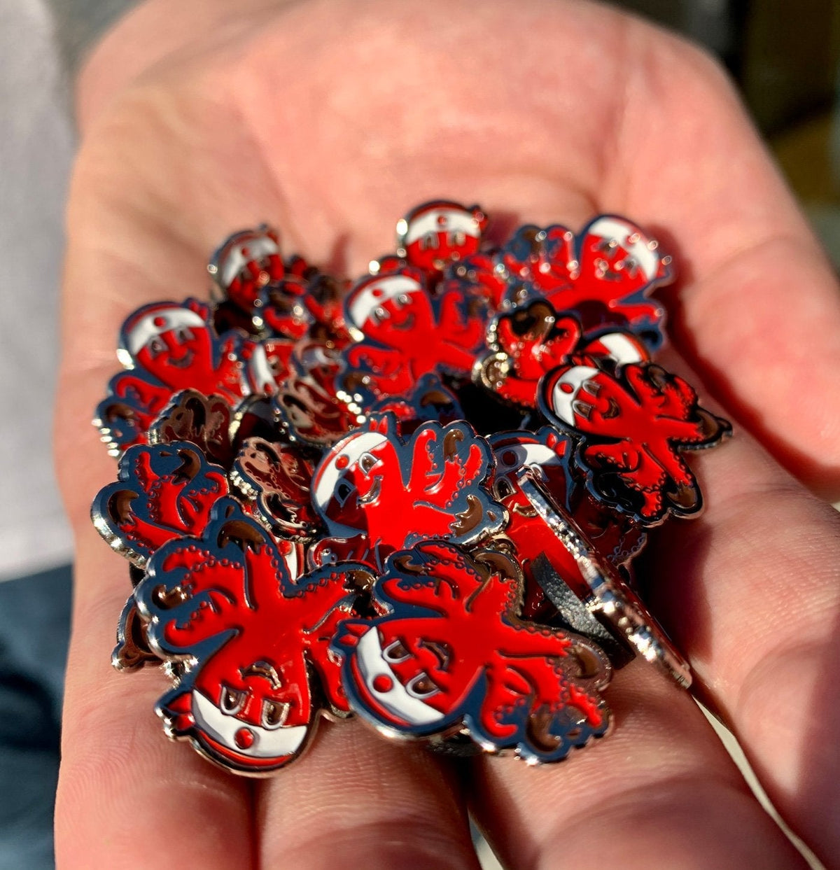 Red Octo Pin V6